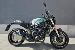 Benelli Leoncino 800