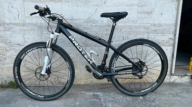 MB PROTEK  telaio monoscocca in alluminio