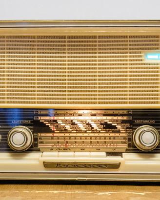 Radio a valvole GRAETZ KOMTESS 811 VOLLSUPER