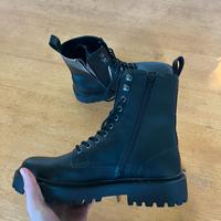 Scarponi Pull&bear taglia 44