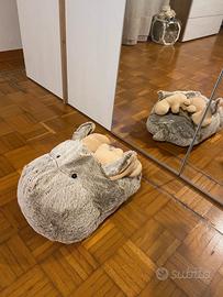 Scaldapiedi a forma di renna