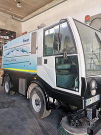 SPAZZATRICE STRADALE BUCHER GUYER CC 5000 – EURO 5