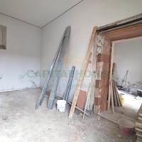 S2 bilocale in fase di ristrutturazione