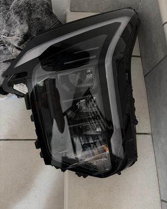 Faro  sx Kia Sportage 2026