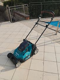 Tosaerba doppia batteria Makita 