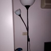 Piantana con doppia luce