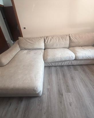 Divano in pelle grigio ghiaccio con penisola – 310