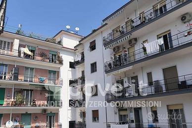 Appartamento di 110 m² con 4 locali a Napoli
