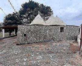 Villa con trulli e Lamia Contrada Falcecchia M.F