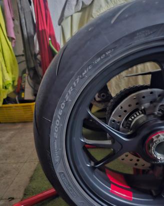 pirelli rosso corsa 4