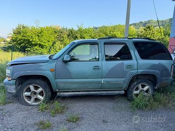 AUTO COMPLETA CHEVROLET TAHOE 2004 PER RICAMBI