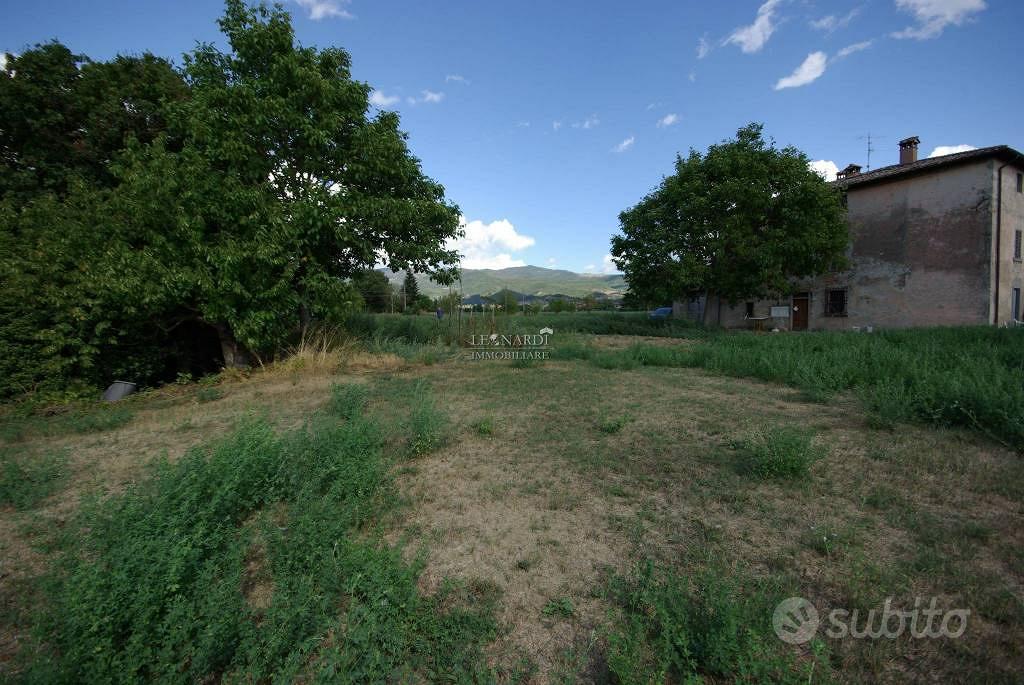 Rustico / Casale di 245 m² con più di 5 locali e b - Altro