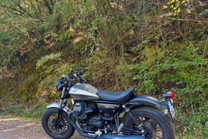 Moto Guzzi V9 Bobber