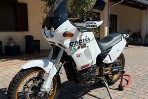 Moto cagiva elefant 900