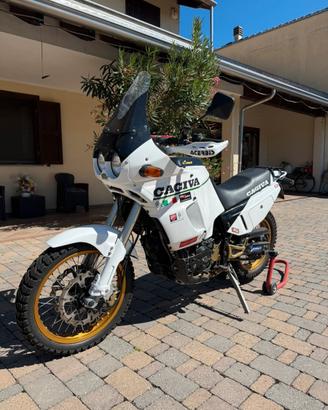 Moto cagiva elefant 900