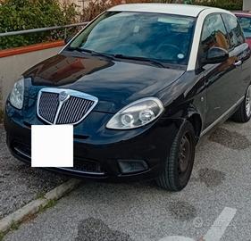 Lancia Ypsilon benzina/Gpl