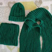 sciarpa cappello e scaldacollo fatto a mano
