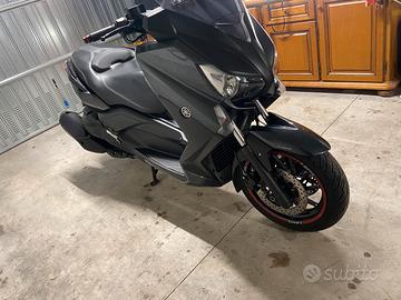 Yamaha xmax 400 2016 -30.000km - tagliando e gomme