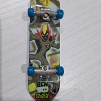 mini skate ben 10 