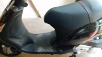 Piaggio Zip 50 - 2024