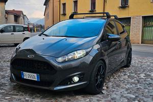 ford fiesta 2016