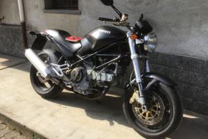 Ducati Monster Dark 900 IE