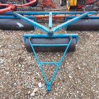 Rulli compattatori trainati