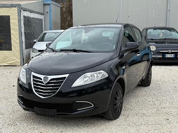 Lancia Ypsilon 1.2 69 CV