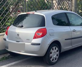 RENAULT Clio 3ª serie - 2009