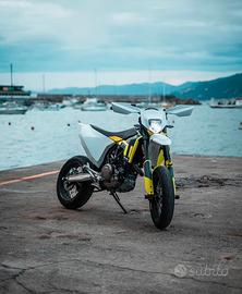PLASTICHE 701