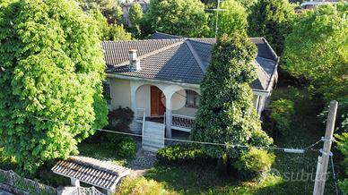 VILLA SINGOLA A MANERBIO