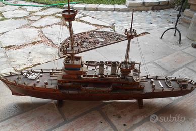 Modello di nave militare primi ‘900,