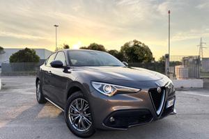 ALFA ROMEO STELVIO 2.2 190Cv AT8 Q4 - Led Navi
