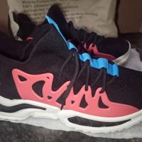 Scarpe da ginnastica economiche nuove