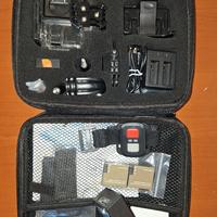 action cam 4K con accessori