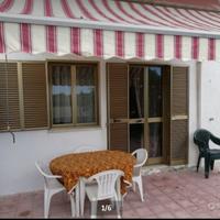 Piano terra a 100 metri dal mare