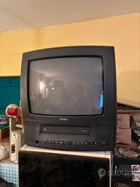 Televisore con video registratore