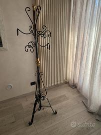 Appendiabiti in ferro