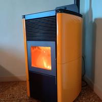 Stufa a pellet/mais