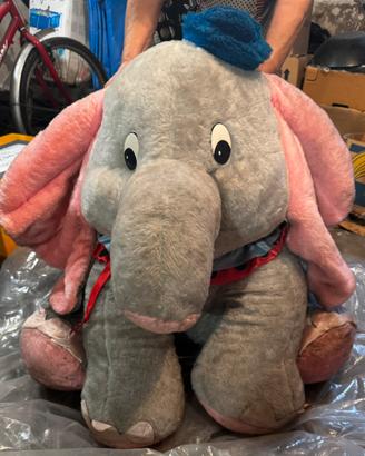 Peluche gigante Dumbo della Disney
