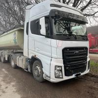 Trattore stradale Ford F Max 500