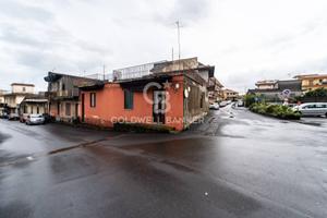 Casa indipendente - Santa Venerina