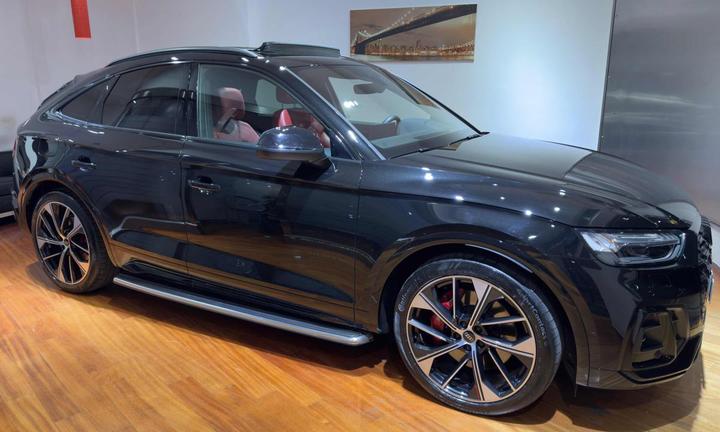 AUDI SQ5 SPB TDI quattro tiptronic sport attitud