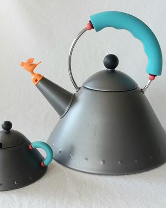 Alessi bollitore 9093 e zuccheriera design Graves