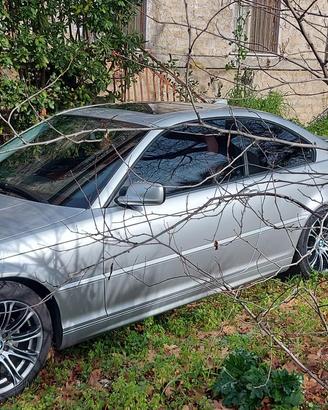 bmw 318 ci da vedere fuori e dentro