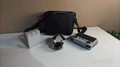 Drone DJI Mini 3 Pro Fly More Combo