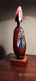 Scultura di donna