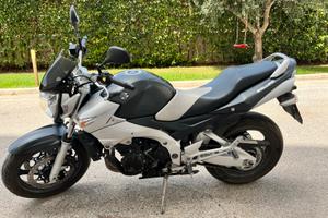 Suzuki GSR 600