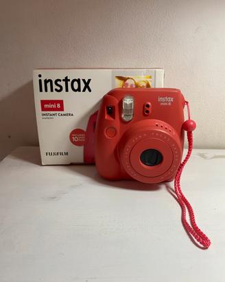 Fotocamera istantanea instax mini 8 rossa