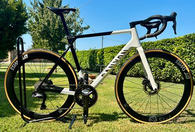 Canyon ultimate cf sl 8 Aero